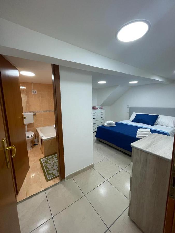 Donna Carme' Apartment Naples Exterior photo